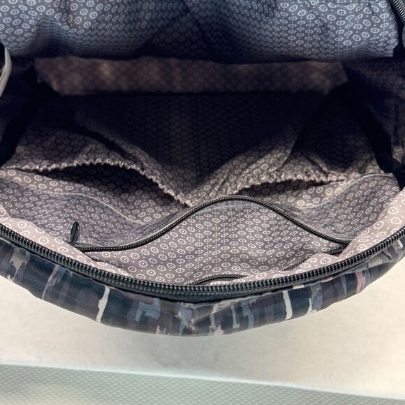 Lug Black and Gray Patterned Backpack - Picture 7 of 16